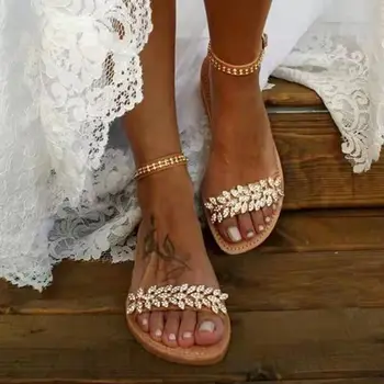 Летние сандалии на плоской подошве, женская обувь в богемном стиле, повседневные пляжные свадебные босоножки 2023 года, туфли большого размера со стразами и открытым носком.