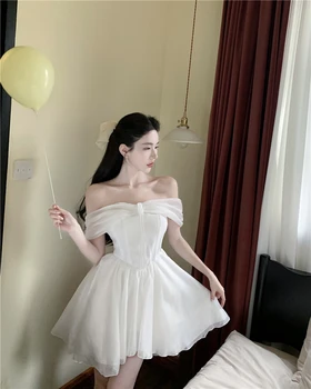 2023 Летнее роскошное платье Юбка Французское женское платье Sweet Fairy Белое сетчатое кружевное платье с открытыми плечами и бантом Модный Новый дизайн