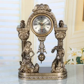 Винтажные настольные часы с маятником Золотая Статуя Музыкальная тема Украшения гостиной Акриловые римские часы