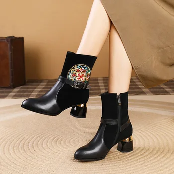 Короткие ботинки Phoentin ручной работы с цветочной вышивкой, женские ботильоны в этническом стиле, осень-зима, 2023, обувь на высоком каблуке, большие размеры 43 FT2903