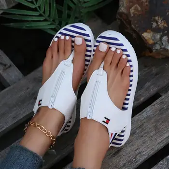 Весенне-летние тапочки в елочку на толстой подошве Clip Shame 2023, пляжные сандалии с губчатой подошвой на молнии, женская обувь 43